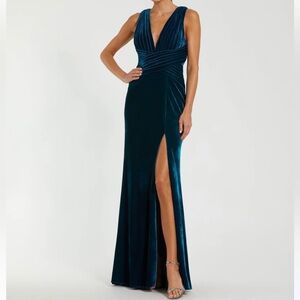 NWT $498 MAC DUGGAL IEENA DRESS OCEAN BLUE VELVET